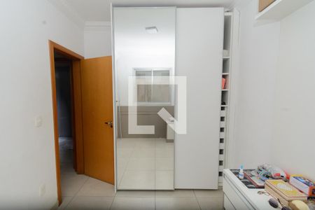 Quarto 1 de apartamento para alugar com 2 quartos, 59m² em Canadá, Contagem