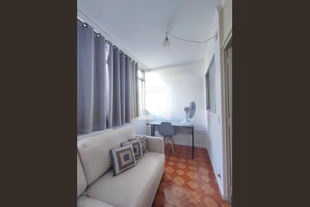 Sala de apartamento para alugar com 1 quarto, 50m² em Tanque, Rio de Janeiro