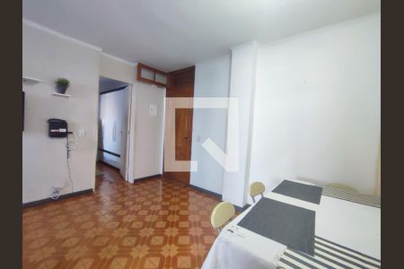 Sala de apartamento para alugar com 1 quarto, 50m² em Tanque, Rio de Janeiro