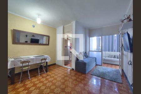 Sala de apartamento para alugar com 1 quarto, 50m² em Tanque, Rio de Janeiro