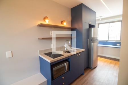 Cozinha de kitnet/studio para alugar com 1 quarto, 26m² em Brooklin, São Paulo