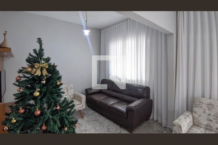 Sala de casa para alugar com 3 quartos, 161m² em Sagrada Família, Belo Horizonte