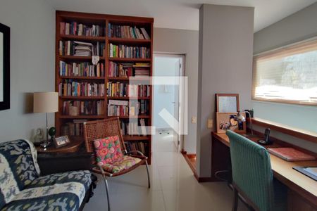 Escritório de apartamento à venda com 1 quarto, 110m² em Cambuí, Campinas