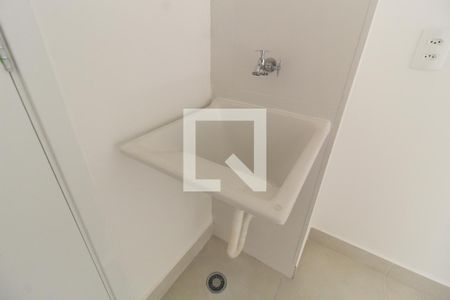 Sala/Cozinha de apartamento para alugar com 2 quartos, 33m² em Vila Nova Curuca, São Paulo