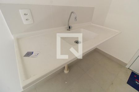 Sala/Cozinha de apartamento para alugar com 2 quartos, 33m² em Vila Nova Curuca, São Paulo