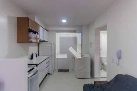 Sala de apartamento para alugar com 2 quartos, 33m² em Vila Ema, São Paulo