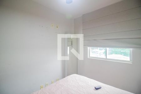 Quarto de apartamento para alugar com 2 quartos, 65m² em Alvorada, Contagem