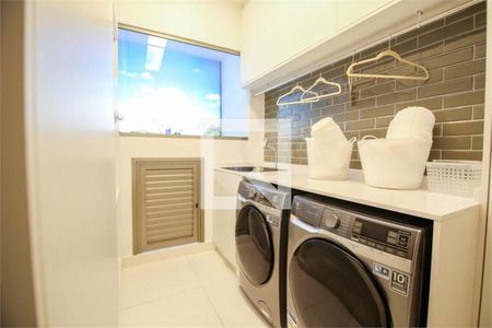 Apartamento à venda com 3 quartos, 153m² em Vila Mariana, São Paulo