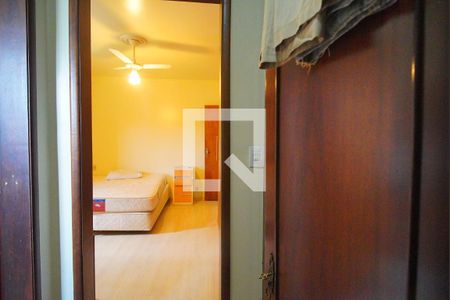 Casa para alugar com 360m², 3 quartos e 2 vagas Casa para alugar com 360m², 3 quartos e 2 vagasCloset da suíte