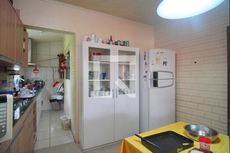 Casa para alugar com 360m², 3 quartos e 2 vagas Casa para alugar com 360m², 3 quartos e 2 vagasCozinha
