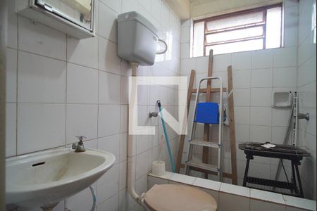 Casa para alugar com 360m², 3 quartos e 2 vagas Casa para alugar com 360m², 3 quartos e 2 vagasBanheiro 2