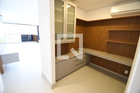 Sala - Escritório de apartamento para alugar com 3 quartos, 170m² em Cambuí, Campinas