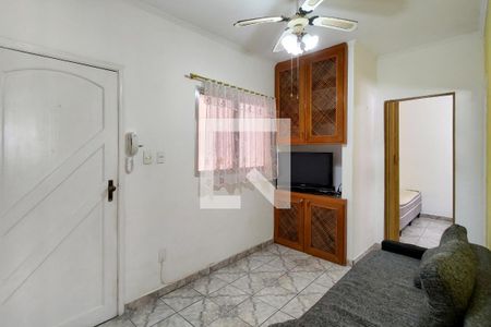 Sala de apartamento para alugar com 1 quarto, 38m² em Vila Tupi, Praia Grande