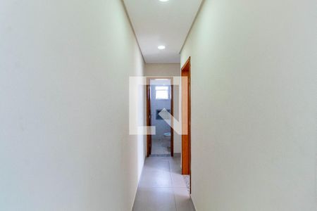 Corredor de apartamento para alugar com 2 quartos, 80m² em Vila Costa Melo, São Paulo