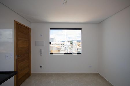 Sala e Cozinha  de kitnet/studio à venda com 1 quarto, 26m² em Vila Constança, São Paulo