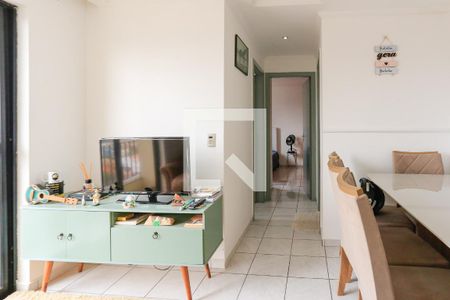 Sala de apartamento para alugar com 2 quartos, 58m² em Jardim Celeste, São Paulo