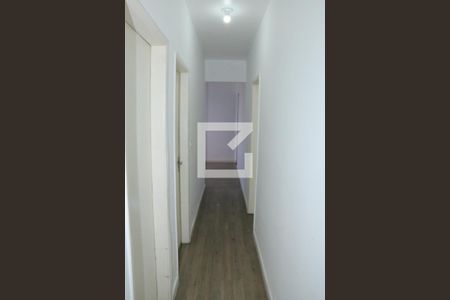 Corredor de apartamento para alugar com 3 quartos, 65m² em Centro, Nova Iguaçu