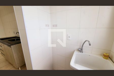 Cozinha e Área de Serviço de apartamento para alugar com 2 quartos, 53m² em Residencial das Flores, Várzea Paulista