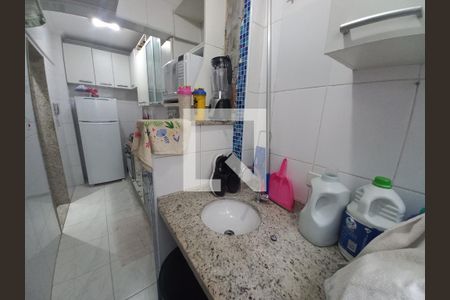 Cozinha e Área de Serviço de apartamento para alugar com 1 quarto, 45m² em Centro, São Vicente