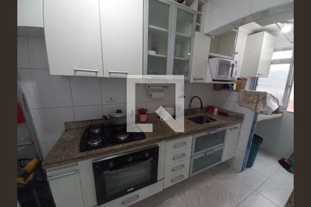 Cozinha de apartamento para alugar com 1 quarto, 45m² em Centro, São Vicente