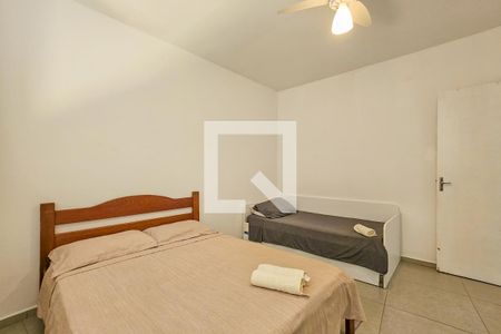 Quarto 1 de apartamento para alugar com 2 quartos, 100m² em Jardim Las Palmas, Guarujá