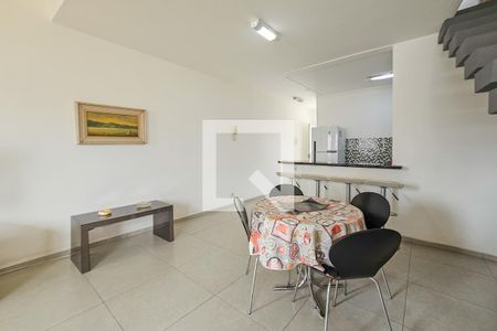 Sala de apartamento para alugar com 2 quartos, 100m² em Jardim Las Palmas, Guarujá