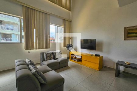 Sala de apartamento para alugar com 2 quartos, 100m² em Jardim Las Palmas, Guarujá