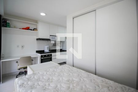 Sala/Suíte de apartamento para alugar com 1 quarto, 25m² em Indianópolis, São Paulo