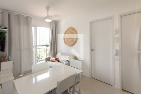 Sala/Cozinha de apartamento para alugar com 2 quartos, 37m² em Moema, São Paulo