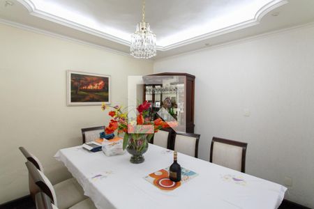 Sala 1 de casa à venda com 4 quartos, 300m² em Piratininga, Belo Horizonte