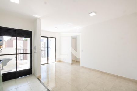 Sala de apartamento para alugar com 2 quartos, 55m² em São Pedro, Osasco