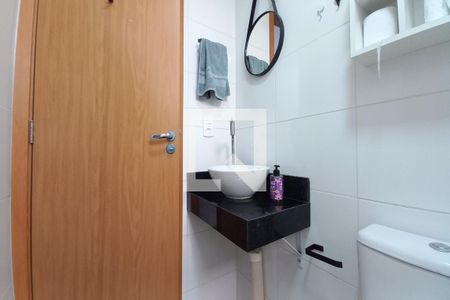 Banheiro de apartamento para alugar com 1 quarto, 34m² em Parque Industrial, Campinas