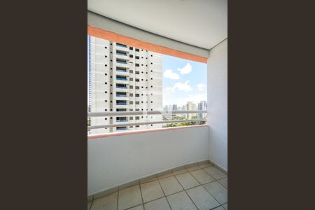 Varanda de apartamento à venda com 2 quartos, 67m² em Vila Azevedo, São Paulo