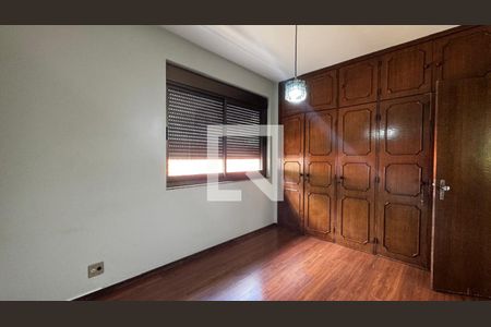 quarto 1 de apartamento à venda com 4 quartos, 180m² em Santa Lúcia, Belo Horizonte