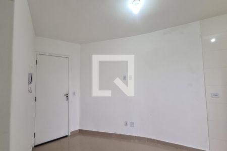 Sala e Cozinha de apartamento para alugar com 2 quartos, 32m² em Vila Bela, São Paulo