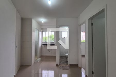 Sala e Cozinha de apartamento para alugar com 2 quartos, 32m² em Vila Bela, São Paulo