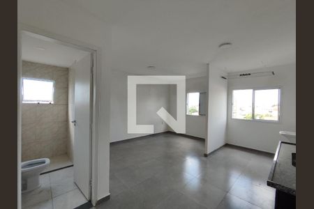 Sala e quarto de casa de condomínio para alugar com 1 quarto, 80m² em Vila Sao Paulo, Ferraz de Vasconcelos