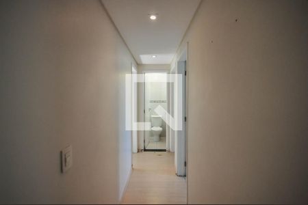 Corredor de apartamento à venda com 3 quartos, 75m² em Morumbi, São Paulo