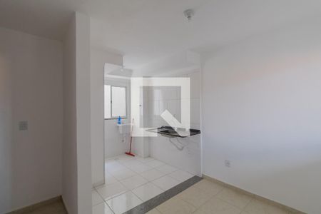 Sala/Cozinha/Área de Serviço de apartamento à venda com 2 quartos, 37m² em Vila Granada, São Paulo