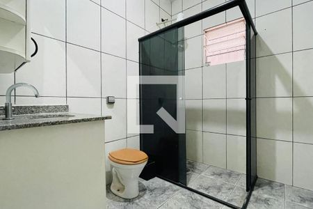 Banheiro de casa para alugar com 2 quartos, 80m² em Jardim Santa Emilia, Guarulhos