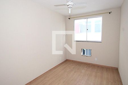 Quarto 1 de apartamento para alugar com 2 quartos, 55m² em Cascadura, Rio de Janeiro