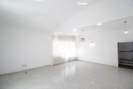 Sala de casa de condomínio para alugar com 4 quartos, 250m² em Nova Uberlândia, Uberlândia