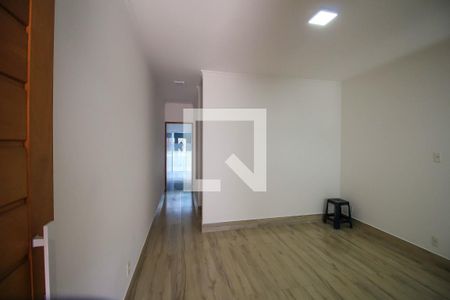 Sala de casa à venda com 3 quartos, 120m² em Vila Santa Clara, São Paulo