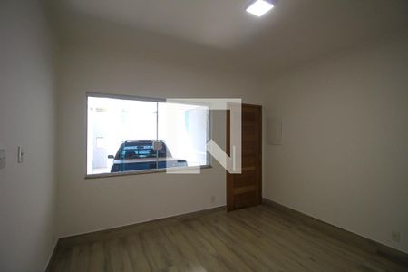 Sala de casa à venda com 3 quartos, 120m² em Vila Santa Clara, São Paulo