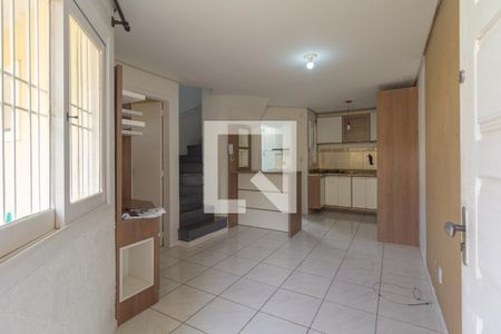 Sala/Cozinha de casa de condomínio à venda com 2 quartos, 72m² em Niterói, Canoas