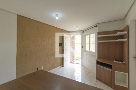 Sala/Cozinha de casa de condomínio à venda com 2 quartos, 72m² em Niterói, Canoas