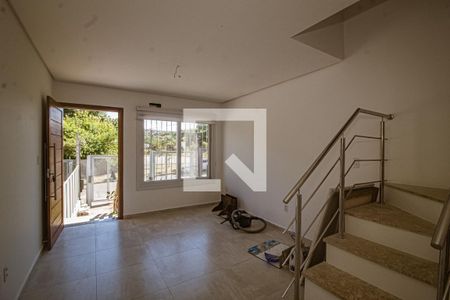 Sala de casa à venda com 3 quartos, 105m² em Guarujá, Porto Alegre