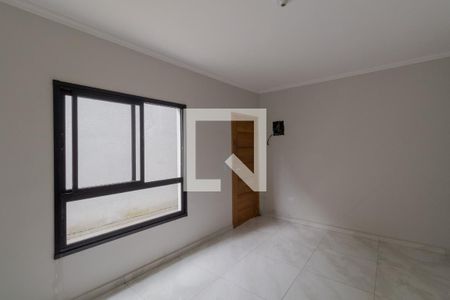 Sala de casa de condomínio para alugar com 2 quartos, 70m² em Vila Curuçá Velha, São Paulo