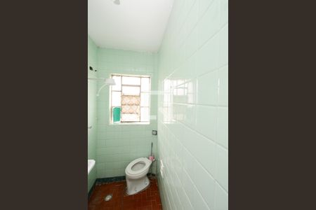 Casa à venda com 276m², 3 quartos e 2 vagas Casa à venda com 276m², 3 quartos e 2 vagasBanheiro 2