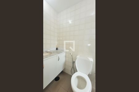 Banheiro de kitnet/studio à venda com 1 quarto, 48m² em Centro, Campinas